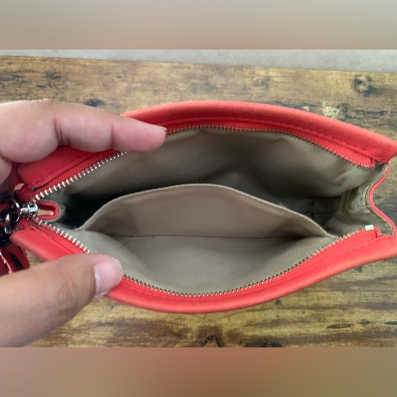 Coach Legacy Coral Leather Large Wristlet Clutch Purse Perfect for Summer! ☀️ - Picture 7 of 9